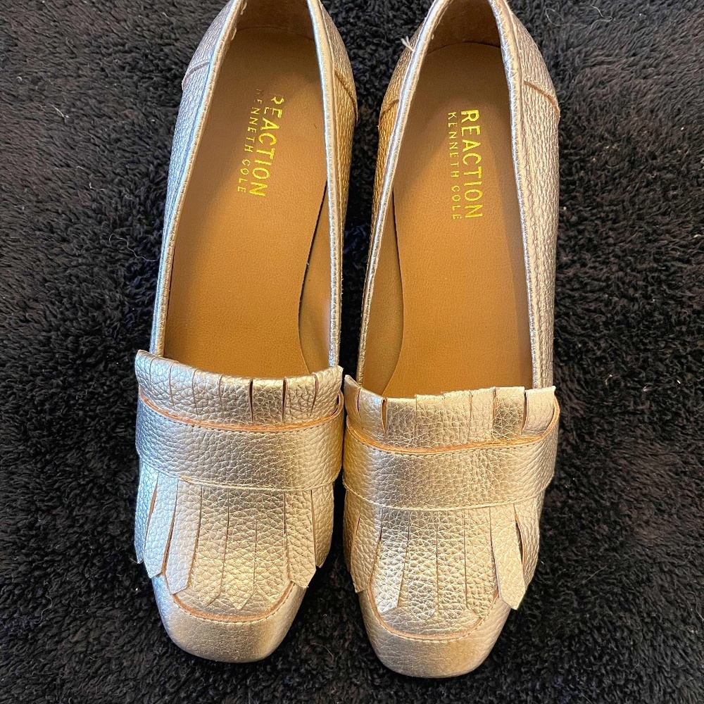 Kenneth Cole Reaction "Michelle" Gold Block Heel Loafer